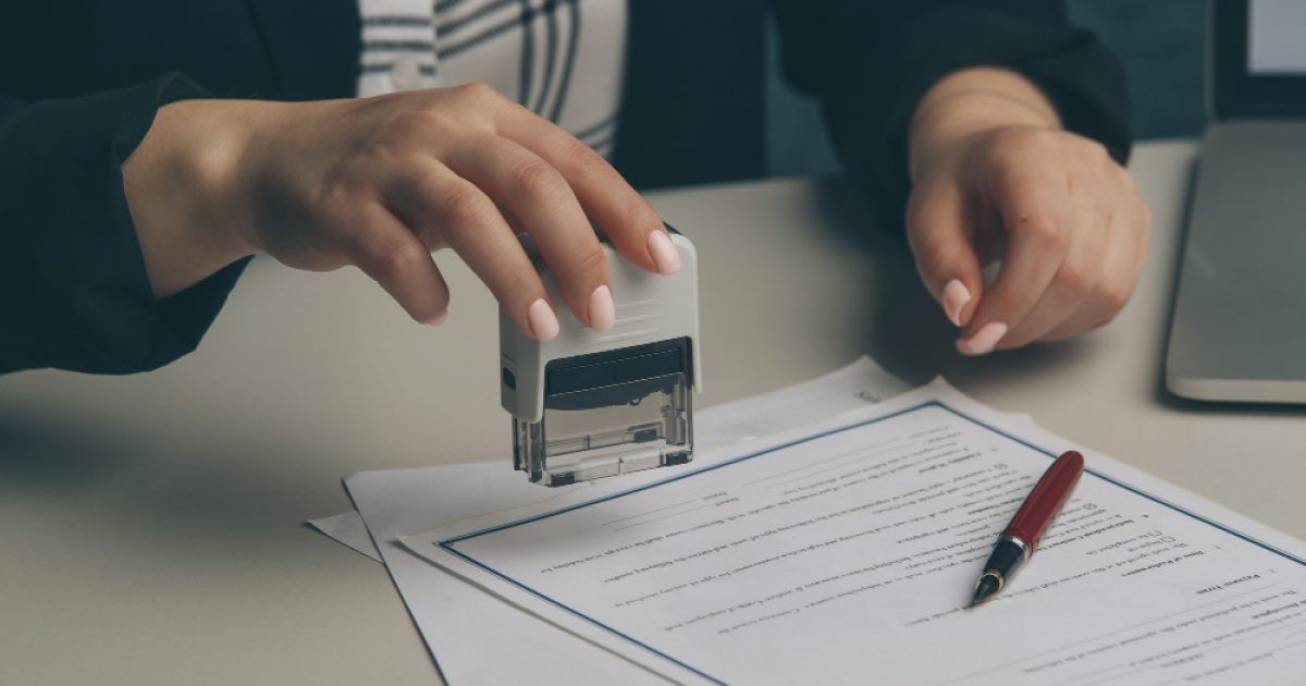 Legalização Consular de Documentos Internacionais: Como Validar Seus Papéis no Exterior