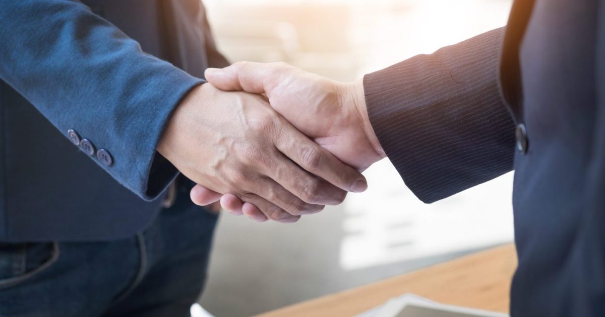 Acordos comerciais entre empresas de idiomas diferentes podem obter resultados positivos com serviços de tradução de qualidade